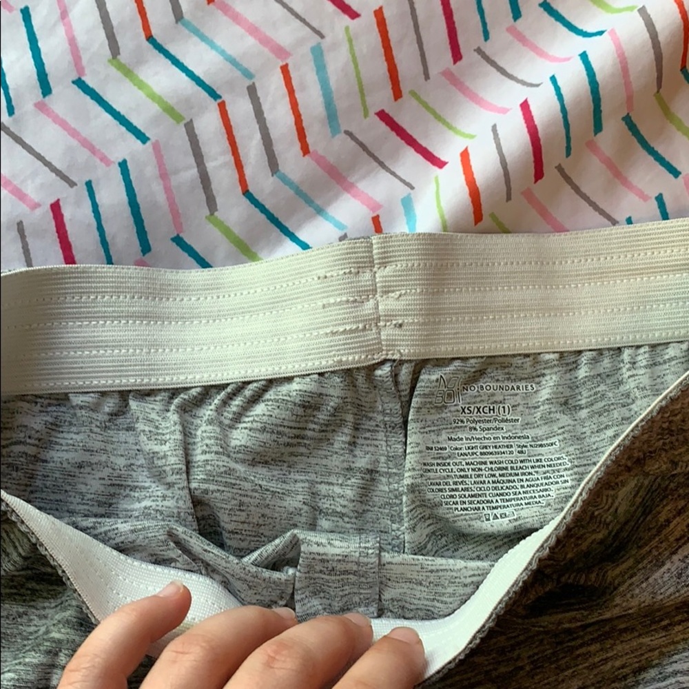Shorts - Picture 6 of 6